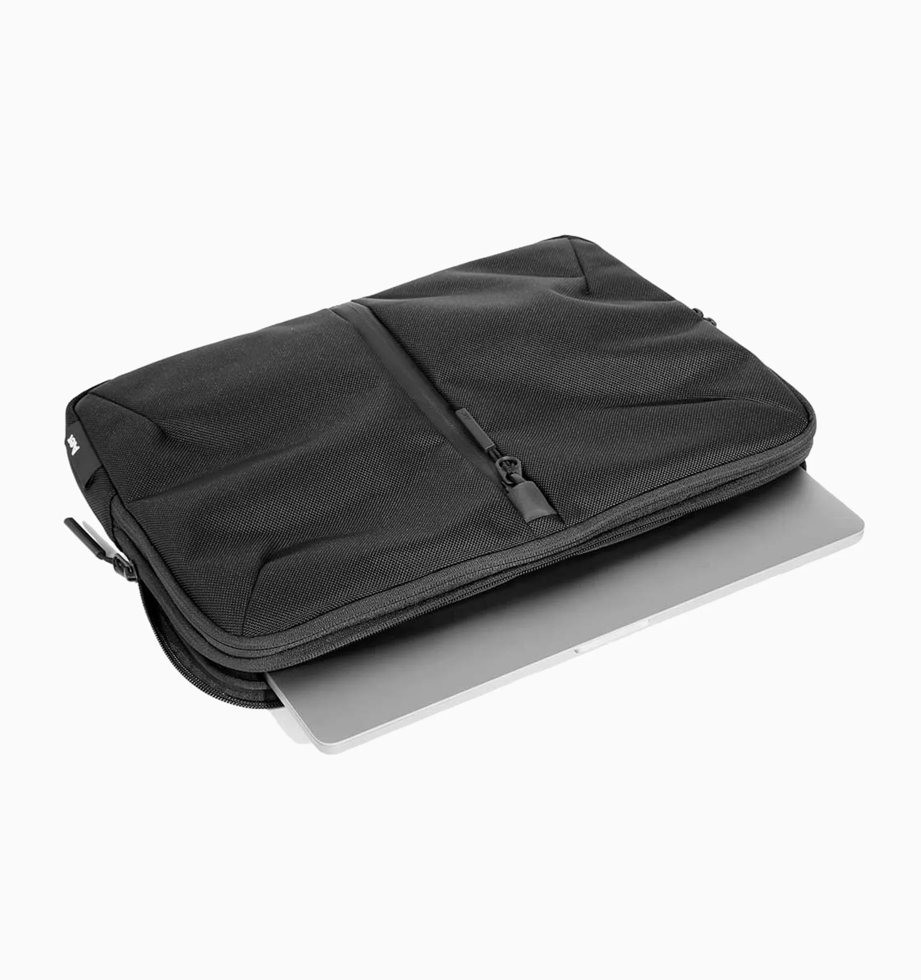 Aer 16" Tech Folio