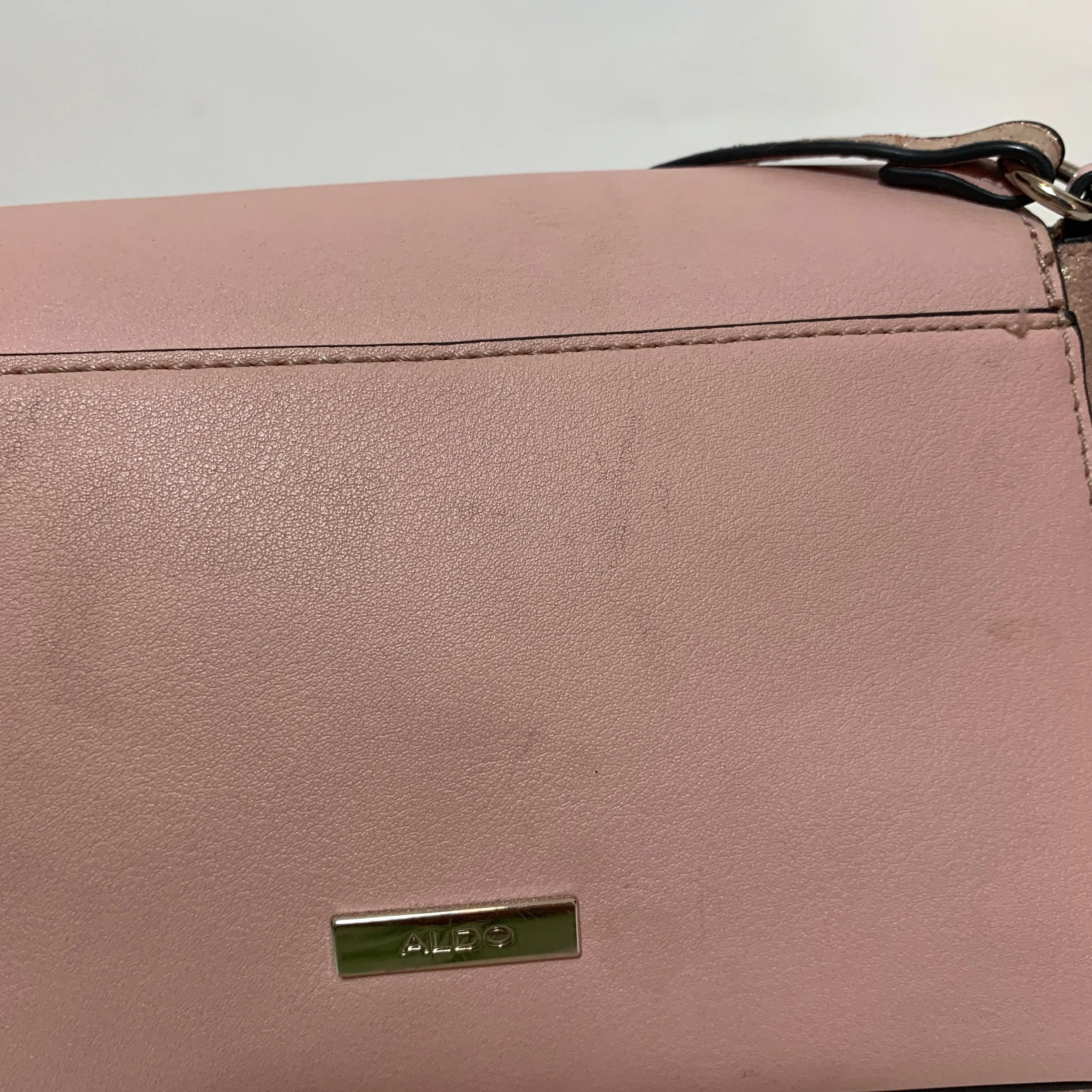 ALDO Light Pink Bow Cross-Body Bag | Pre Loved |