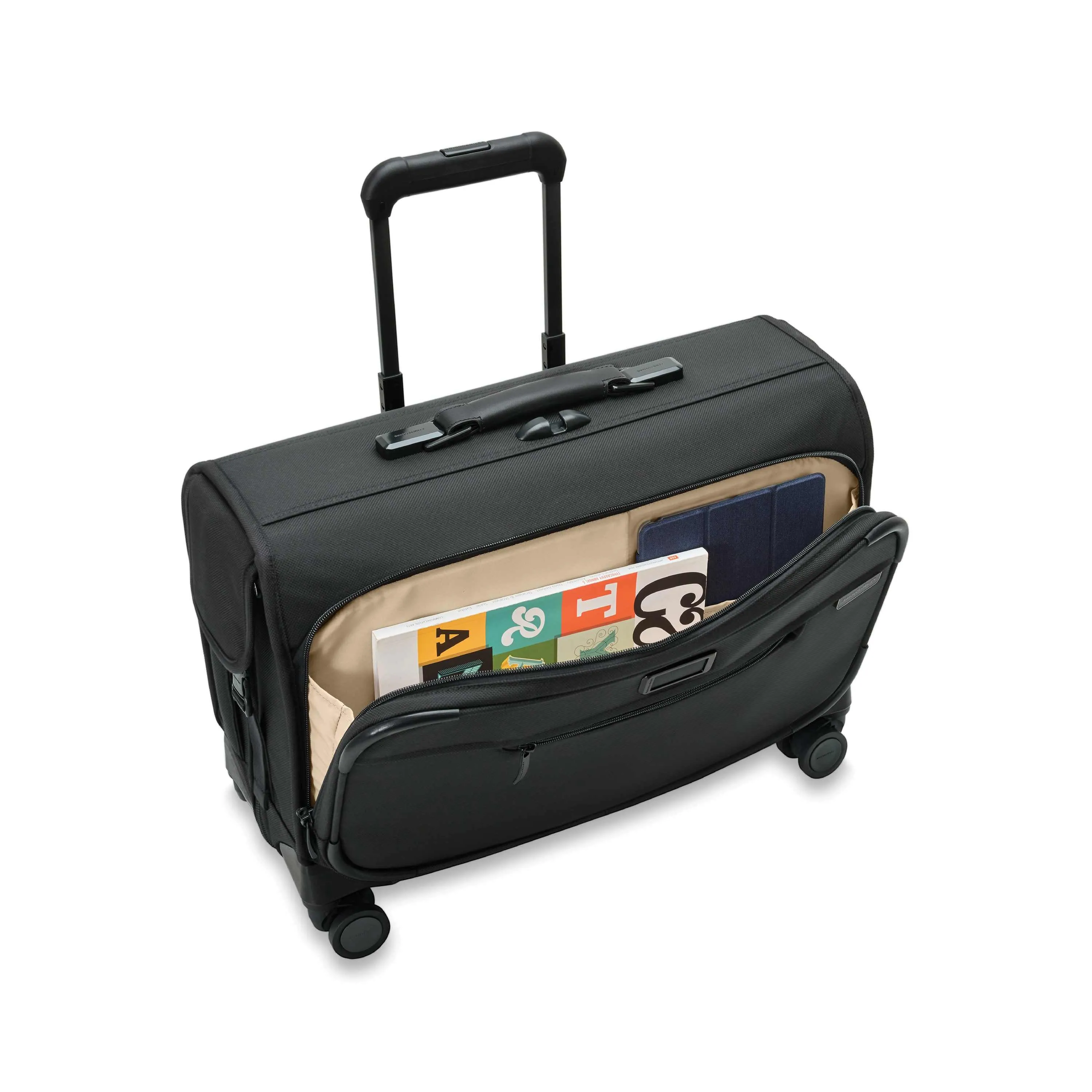 Briggs & Riley Baseline - Wide Carry-On Wheeled Garment Spinner