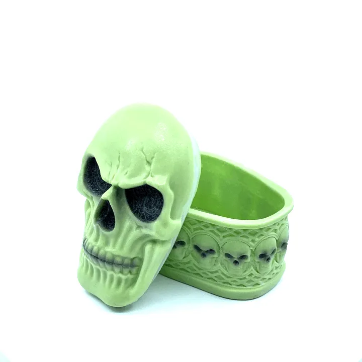 Glow in The Dark Skull Storage Box - 6 Pieces Per Retail Ready Display 26010