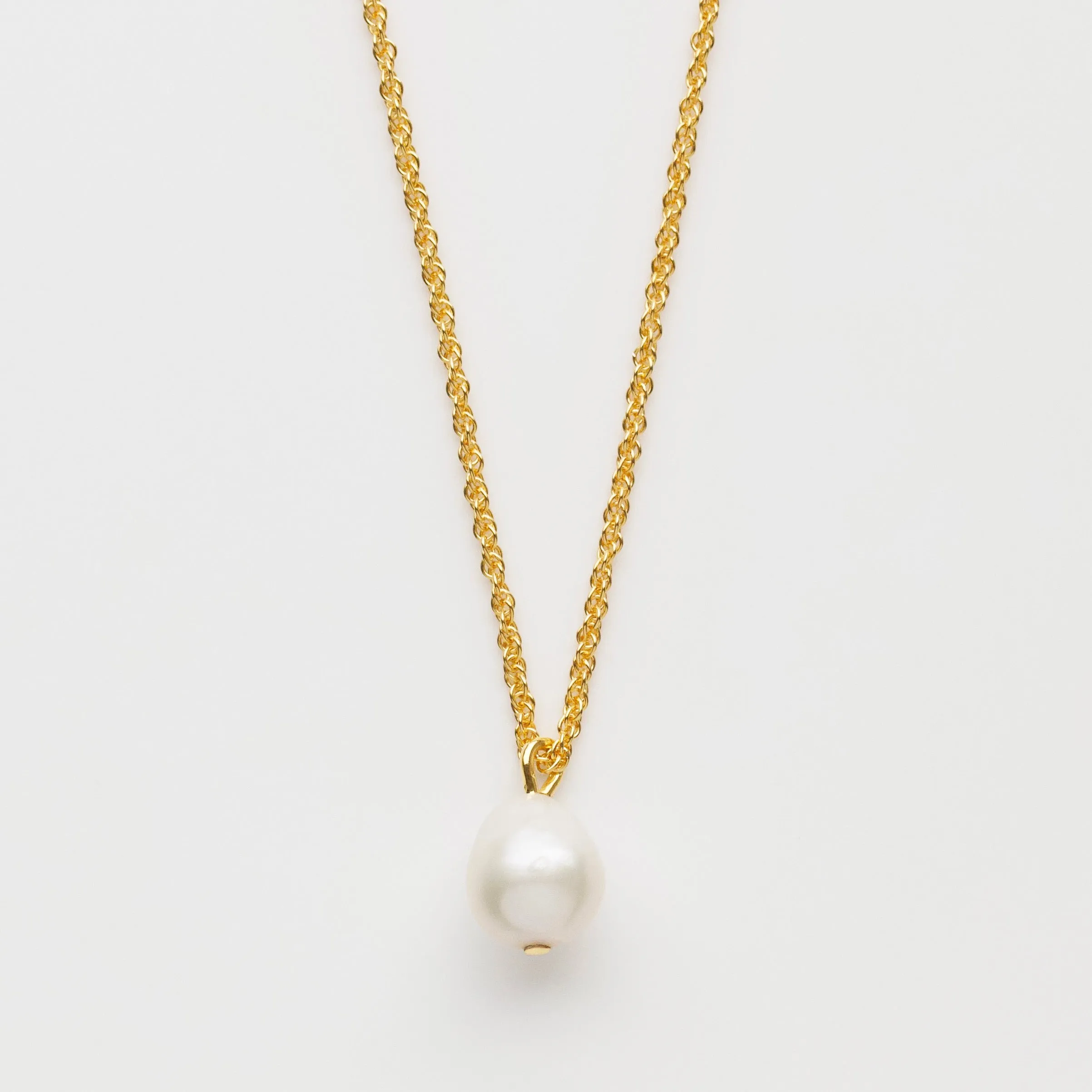 Luxe Baroque Pearl Pendant Necklace