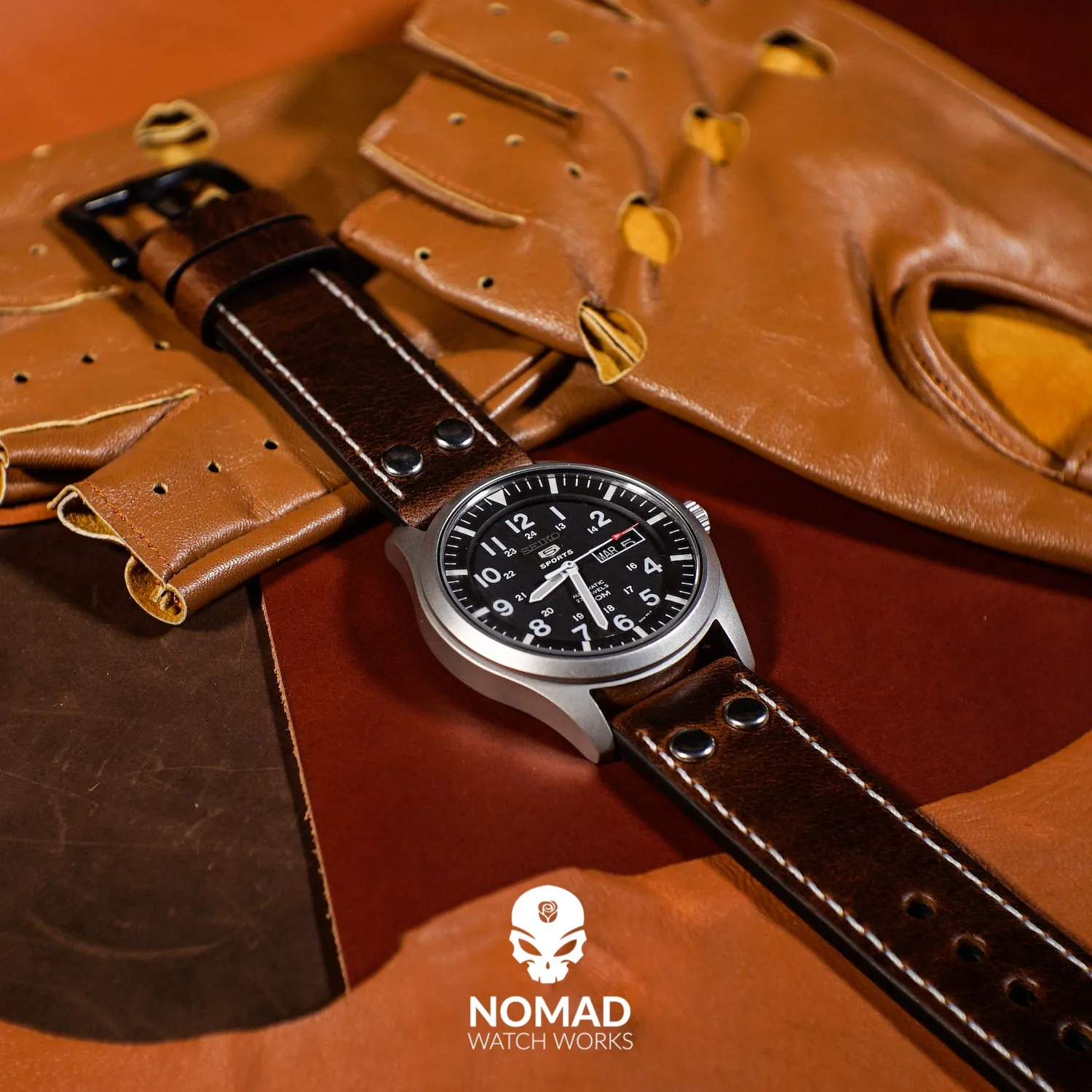 Premium Pilot Oil Waxed Leather Watch Strap in Brown