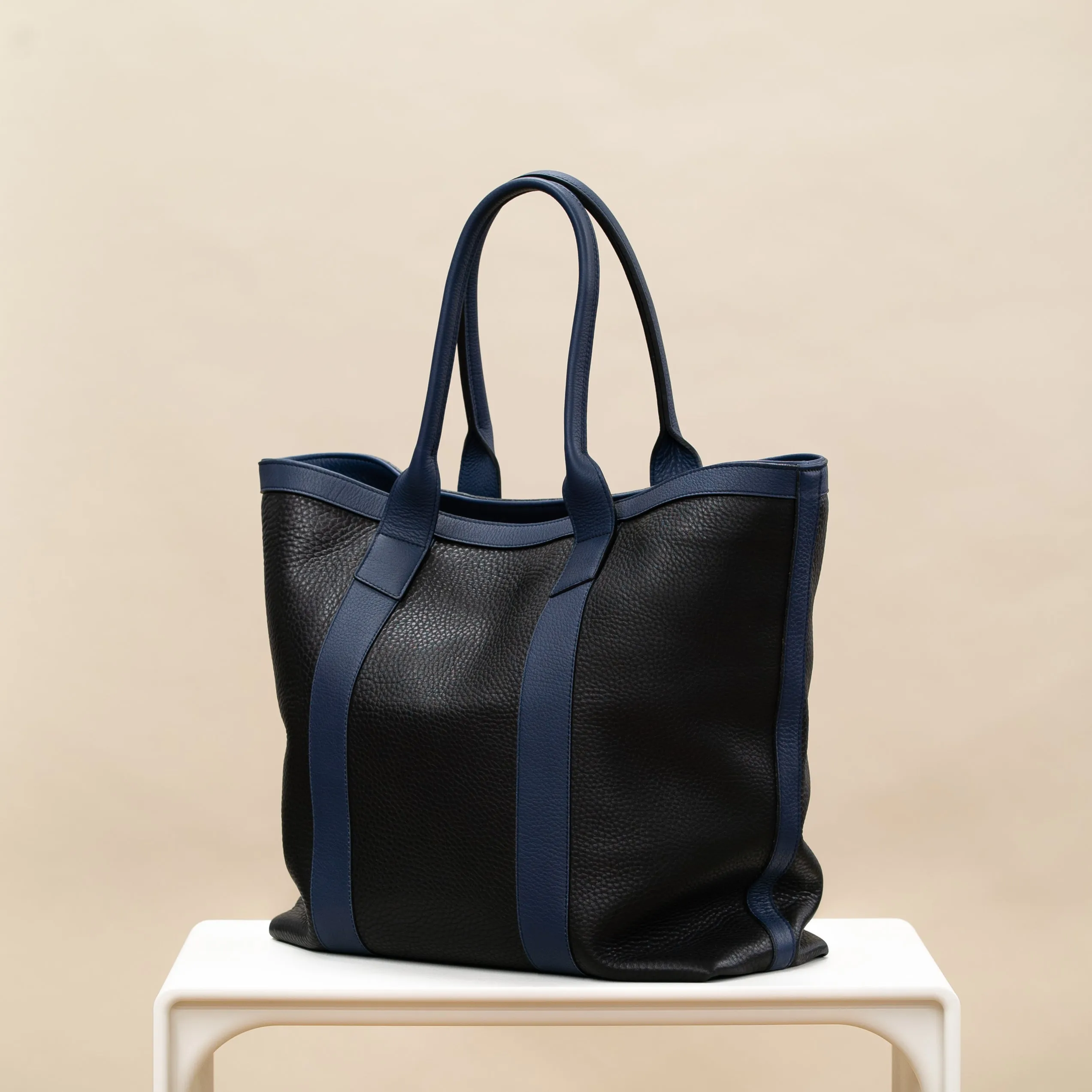 Tall Tote - Pebbled leather